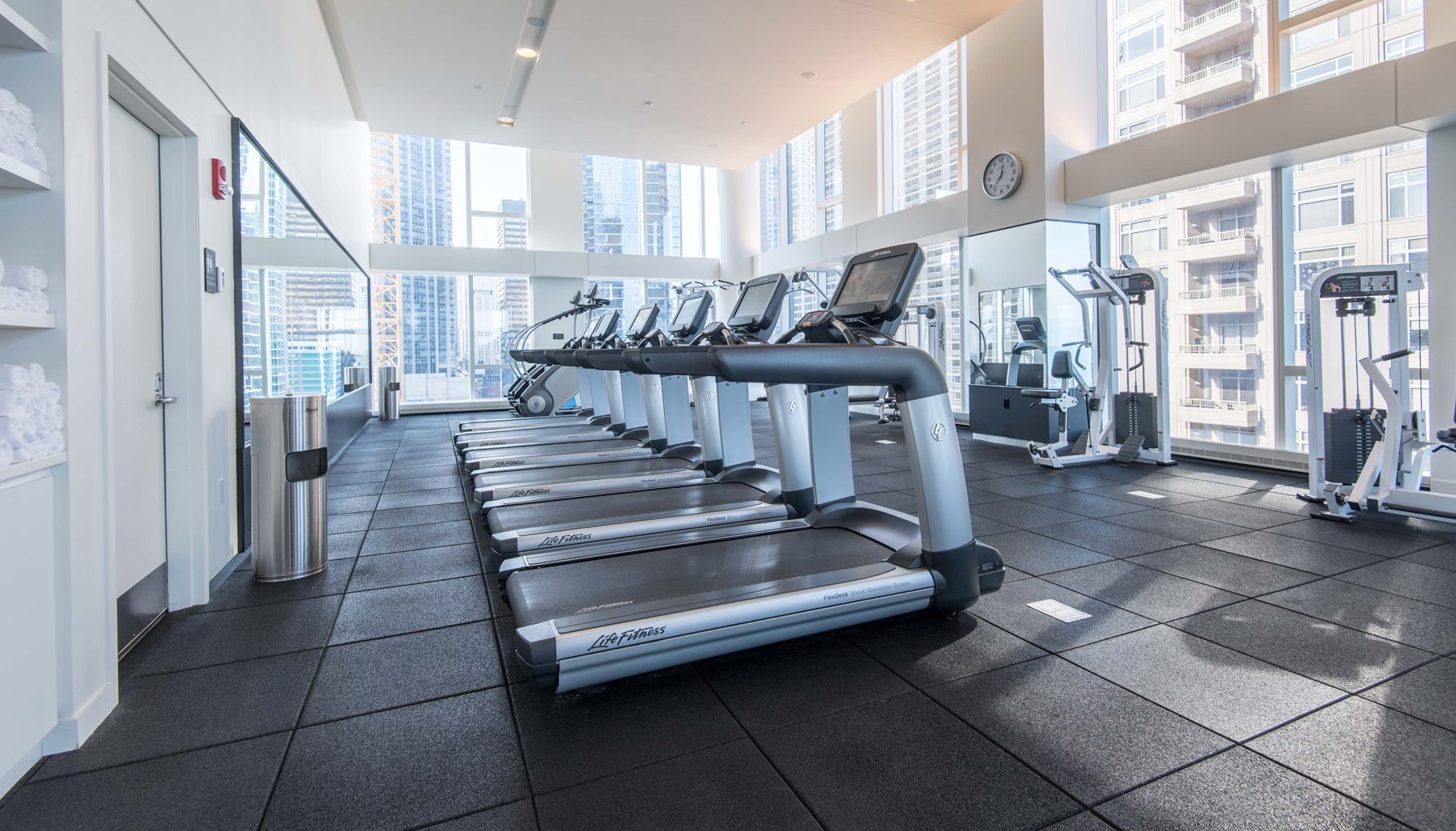 500 North Lake Shore Drive Luxury Apartments Chicago Luxury Living